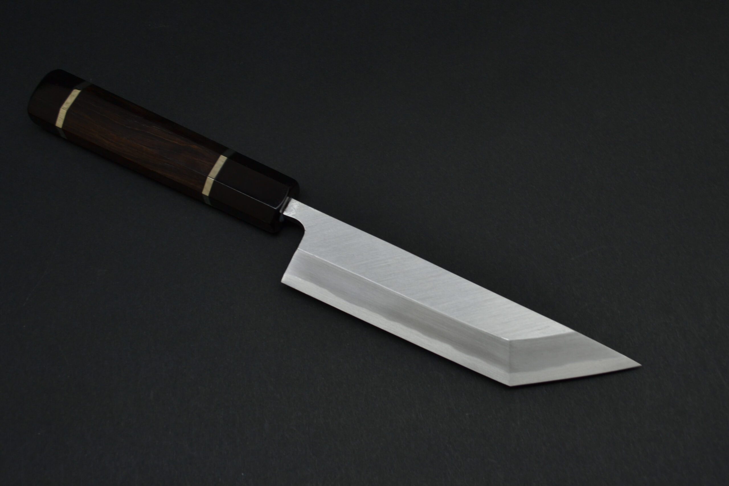 https://www.thesharpcook.com/wp-content/uploads/2023/11/Mizuno-Tanrenzo-Edo-Saki-150mm-1-scaled.jpg